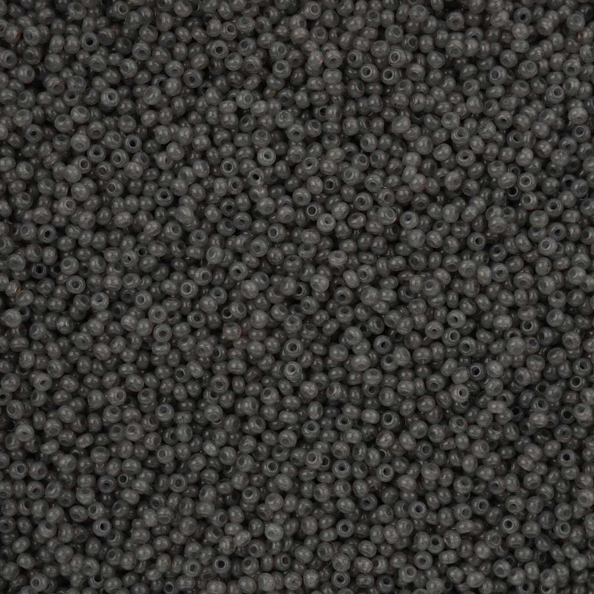11/0 Preciosa Sol Gel Alabaster Gray